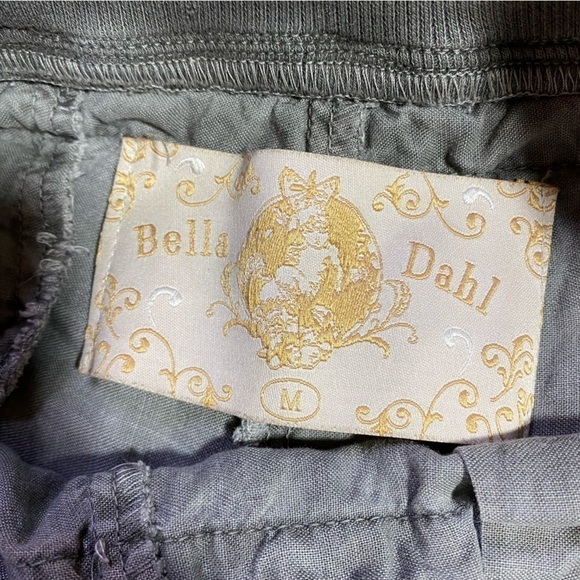 Bella Dahl Washed Army Green Zip Pocket Jogger, Size Medium - Picture 7 of 10